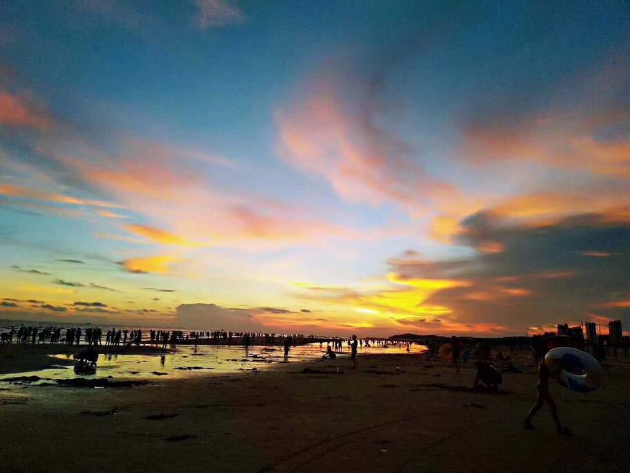 楼下的海边