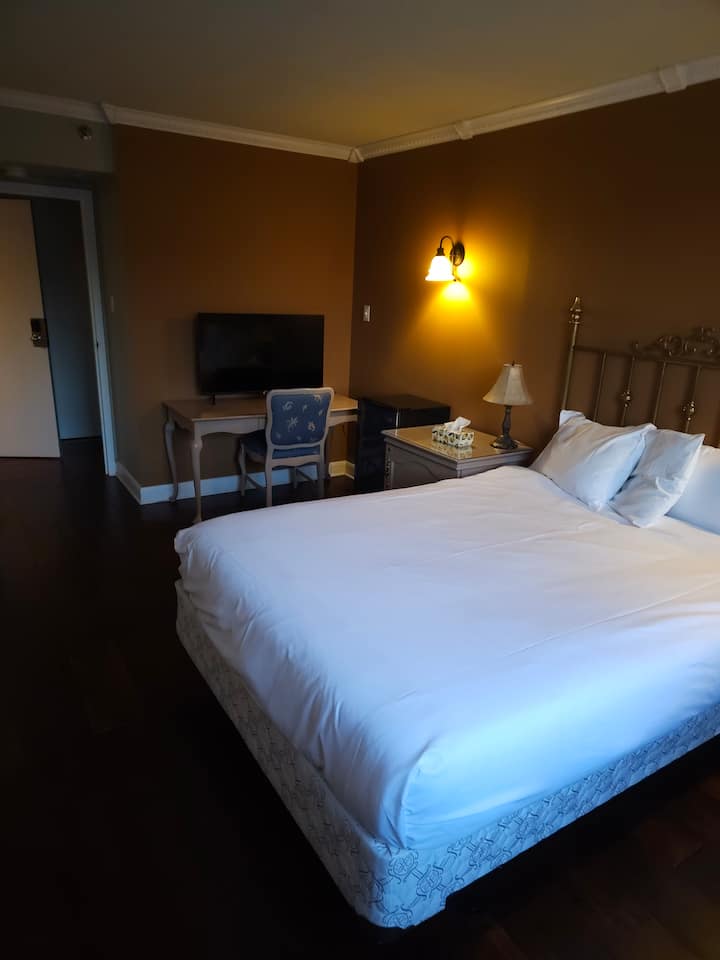 Belle Chambre Au Cœur Du Village 06 - Saint-Sauveur