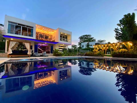 Finca en Santa Fe de Antioquia (Casa Marvella)