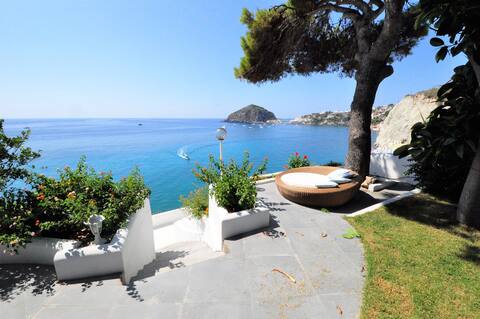 villa with swimming pool on the sea in Sant'Angelo Ischia