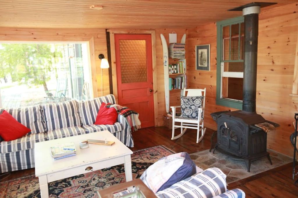 cozy living room, bright and airy ...