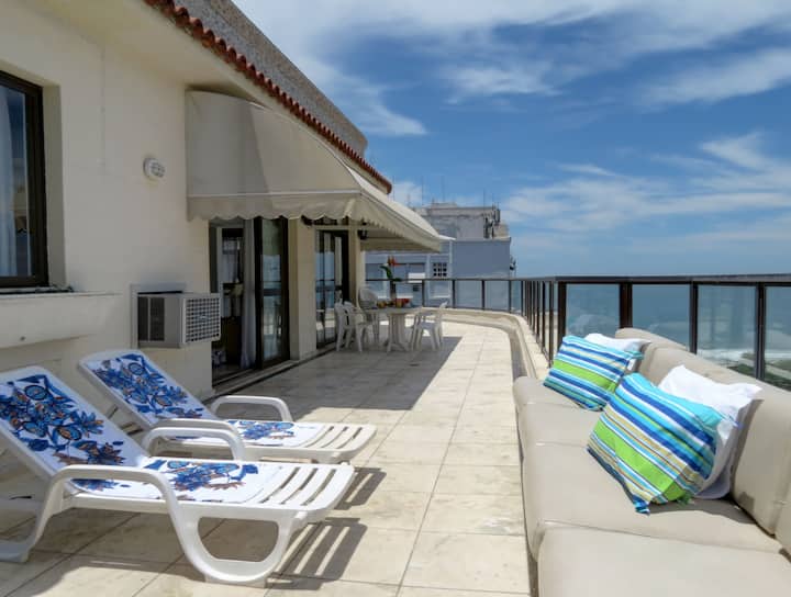 Copacabana sea view penthouse