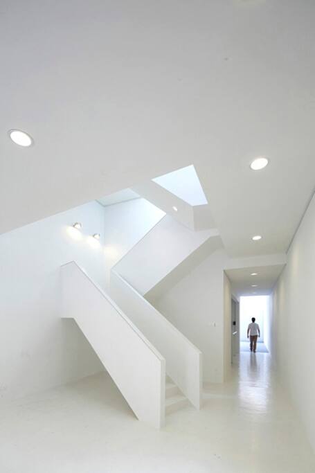 Award winning architecture - Recipient of the SIA (Singapore Institute of Architects) Design Award 2012, and the URA Architectural Heritage Award 2013