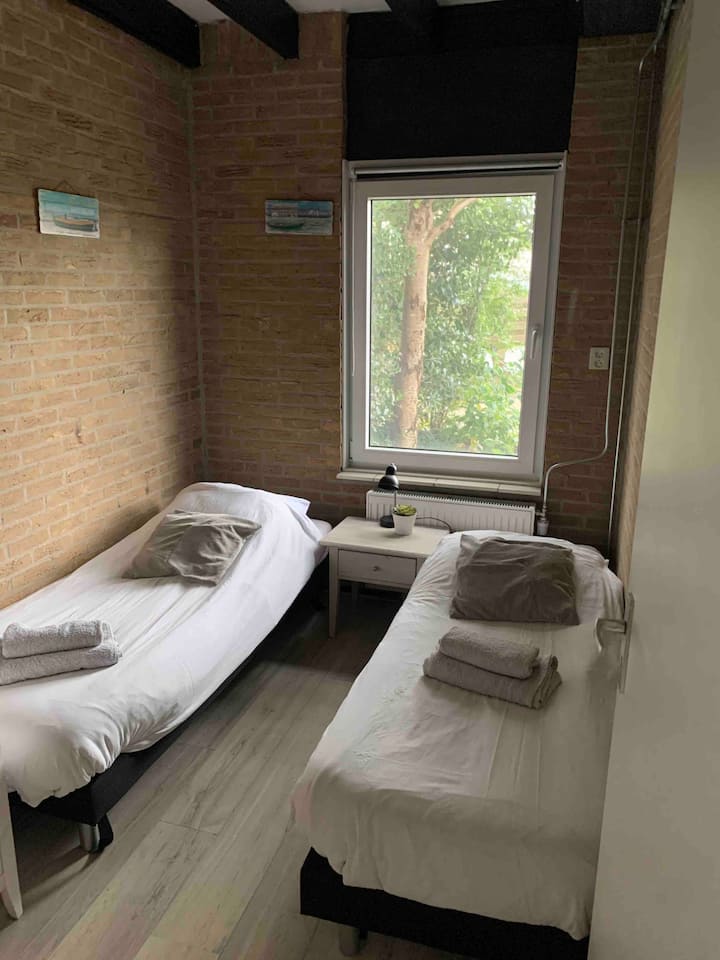 Kinderslaapkamer (2 bedden)