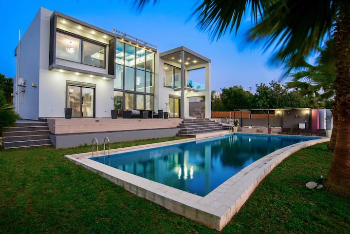 Adorno Luxury Villa, Tersanas Chania gallery image 2
