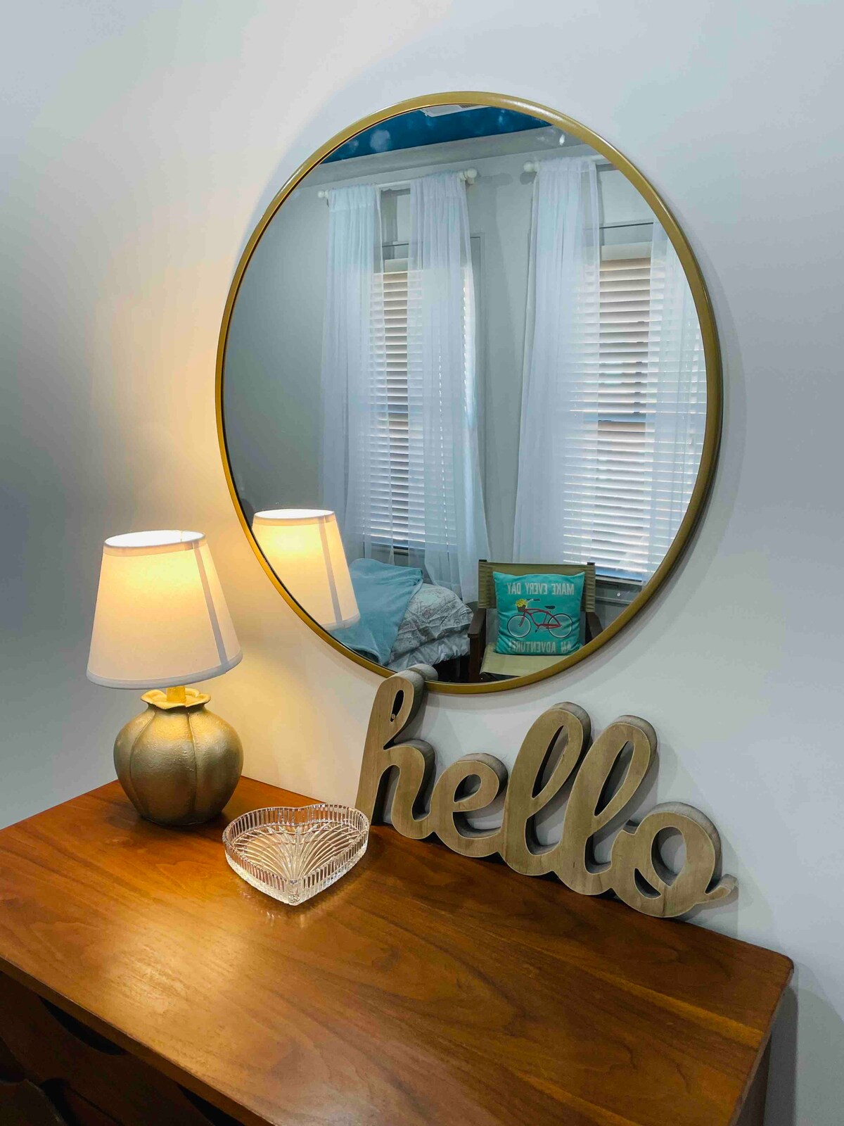 مرحبا بكم في شقتنا العلوية. 