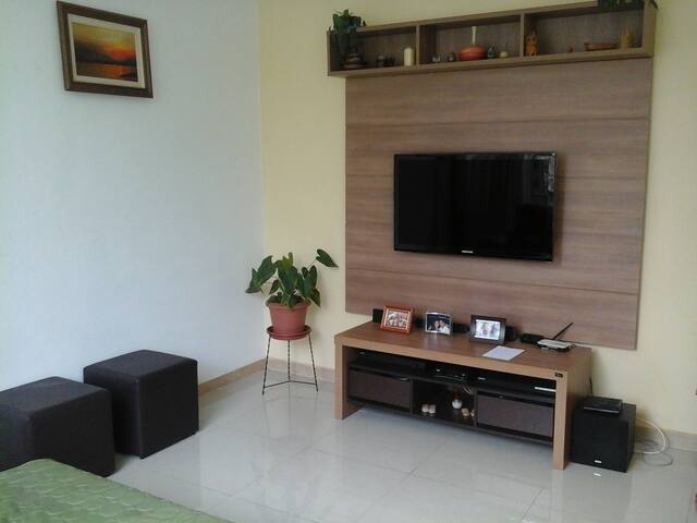 Great House in a calm neighborhood