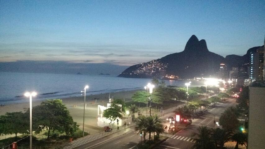 Amazing View & Charm -Ipanema Beach gallery image 2