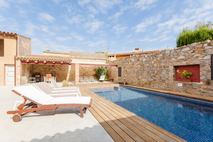 Lovely “Apartment Anita” with swimming pool