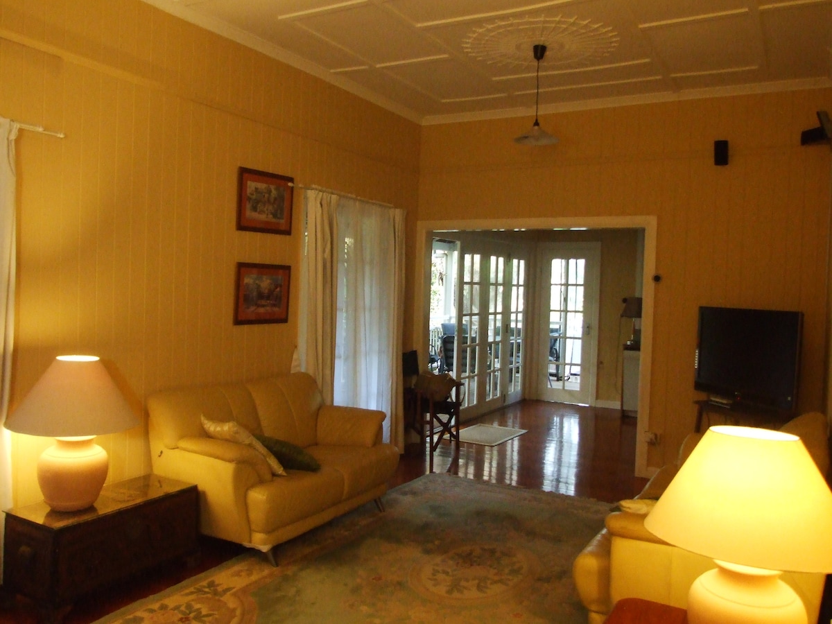 Popular Airbnb listing: Oasis surrounded by flora and birds in Bogangar