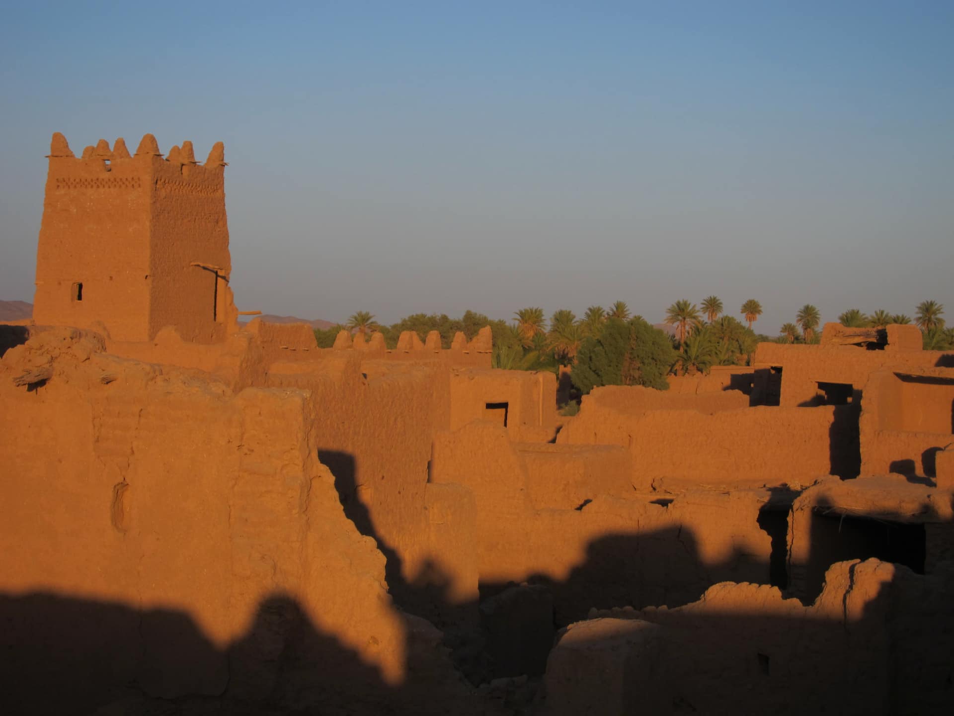 A house to feel the desert
