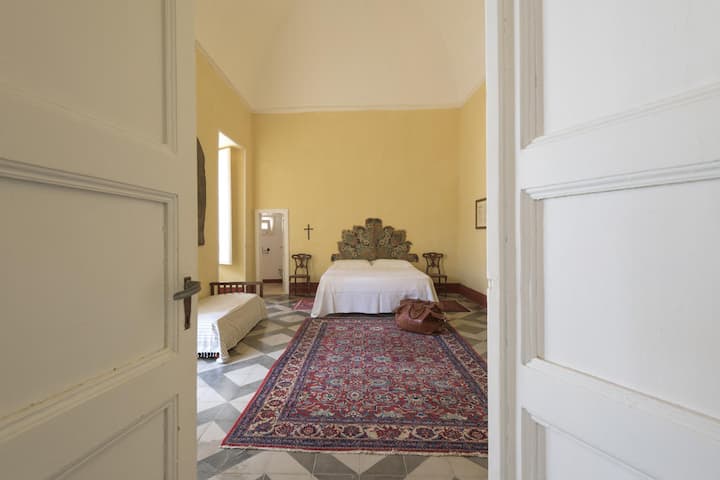 Საძინებელი 2, პირველი სართული