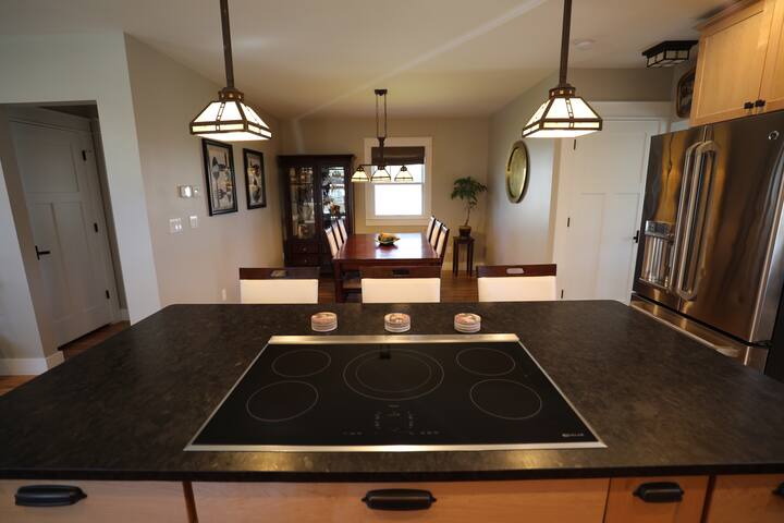 Berkeley Bungalow in Northwest Denver, CO gallery image 4