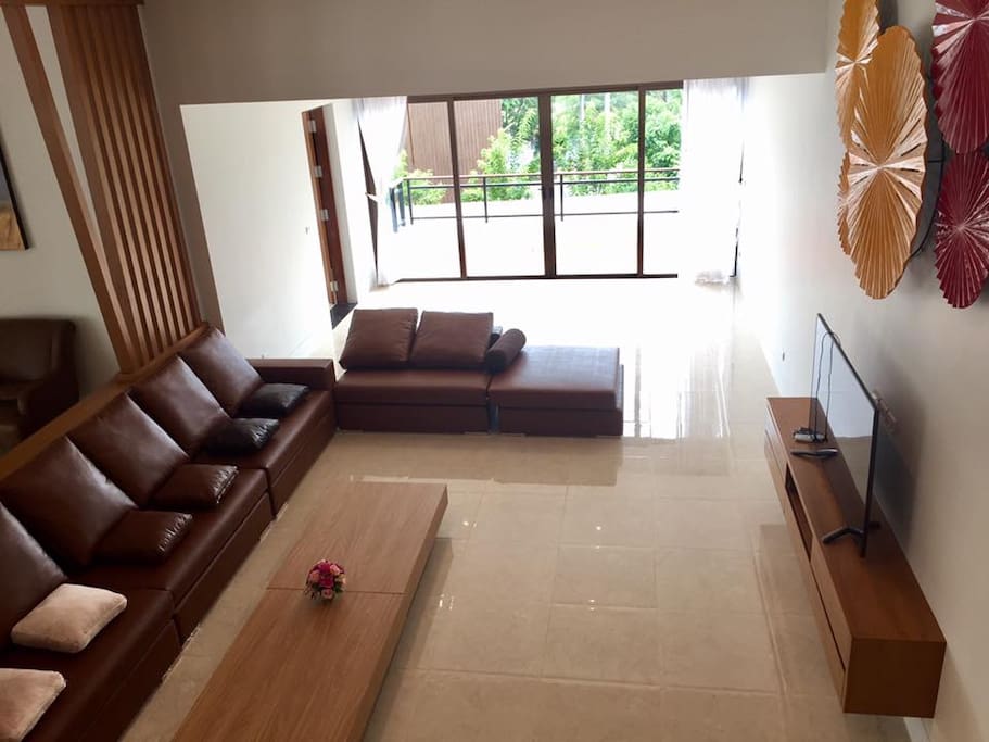 Main Living room with air condition