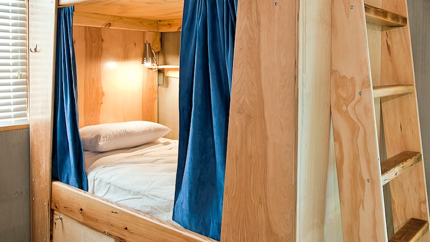 Super Bunk @ The Crash Pad: An Uncommon Hostel