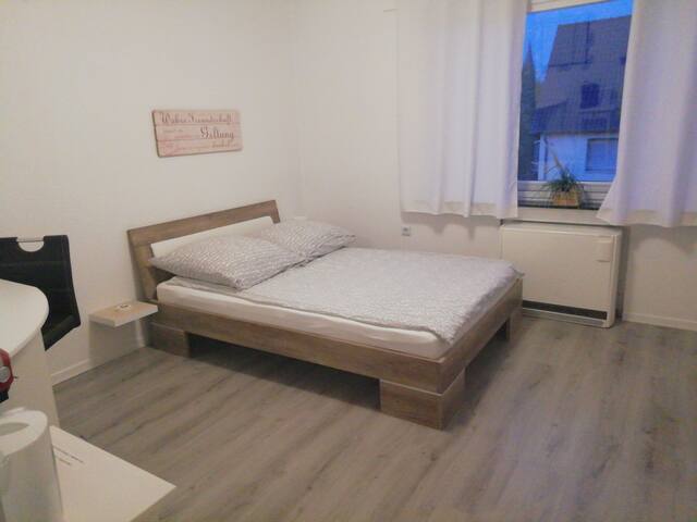 Room with private bathroom at the foot of the Jakobsberg