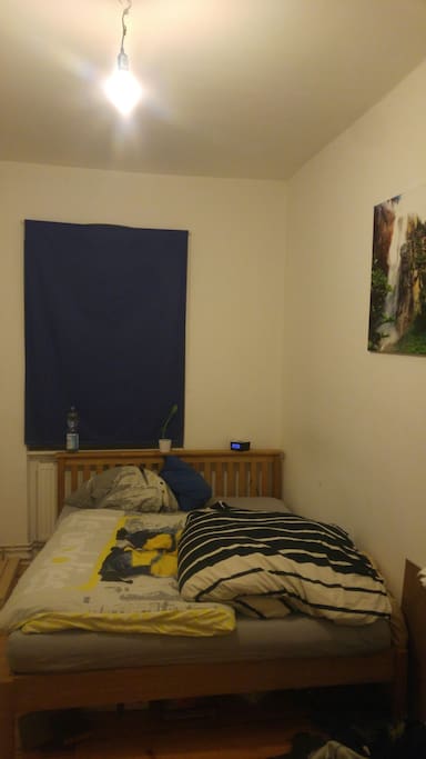 Schlafzimmer
Bed room