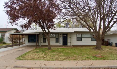 Cozy 2 Bedroom home in a peaceful neighborhood