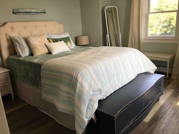 غرفة الضيوف - سرير بحجم وسط