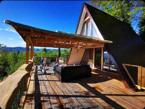 Вила с изглед към Стара планина