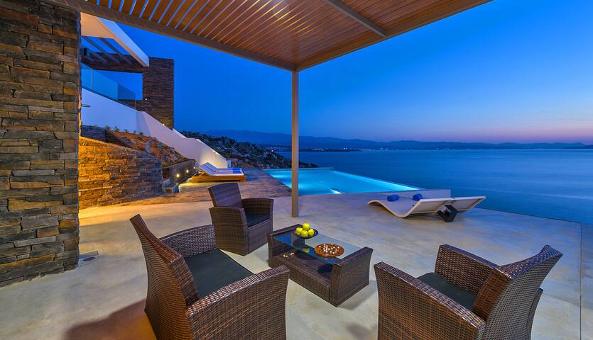 Luxury seafront design villa Crete (owner listing) gallery image 5