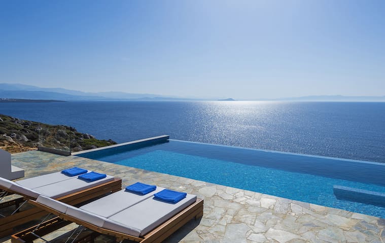 Luxury seafront design villa Crete (owner listing)