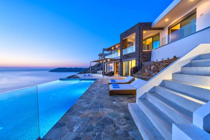 Luxury seafront design villa Crete (owner listing) gallery image 3