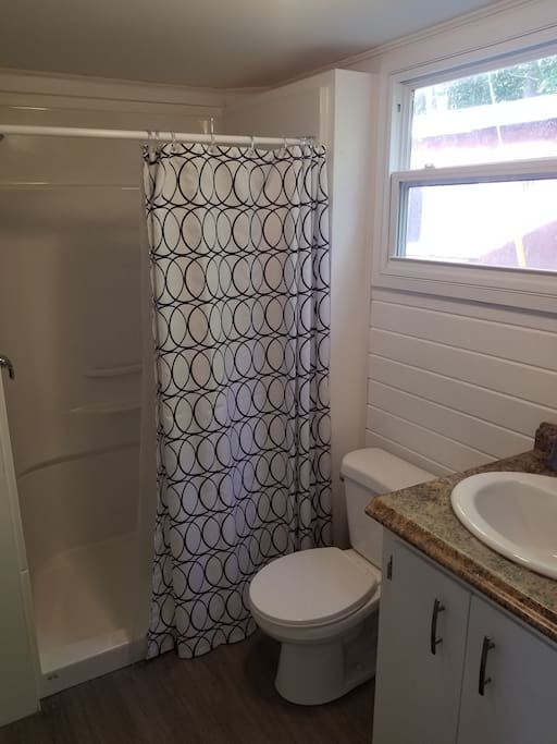 New 3 piece bathroom