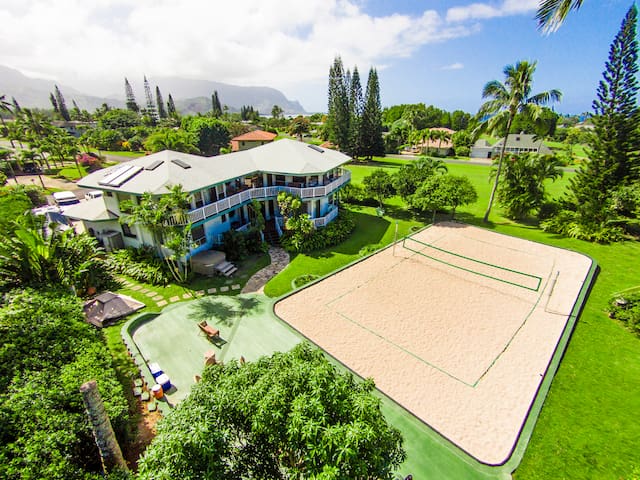 Sunset Waterfall House In Kauai