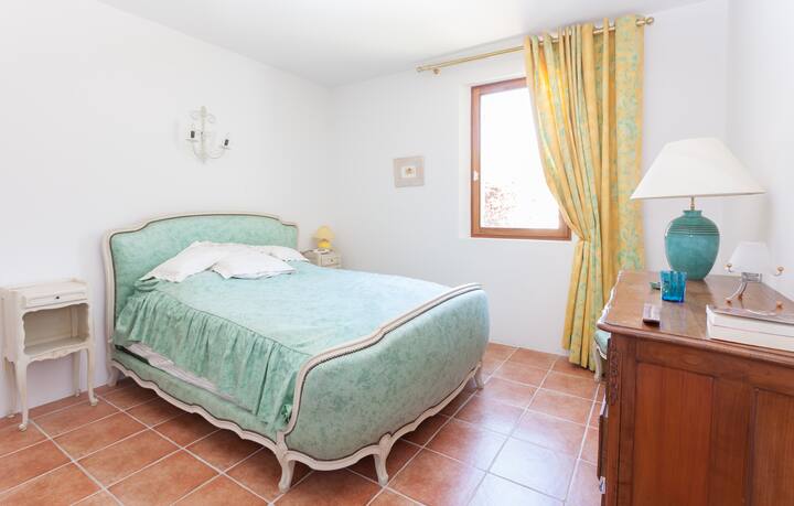 Ground floor room