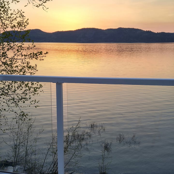 Echo Lake Hide Away Echo Bay, Ontario Cottages for Rent in Echo Bay, Ontario, Canada Airbnb