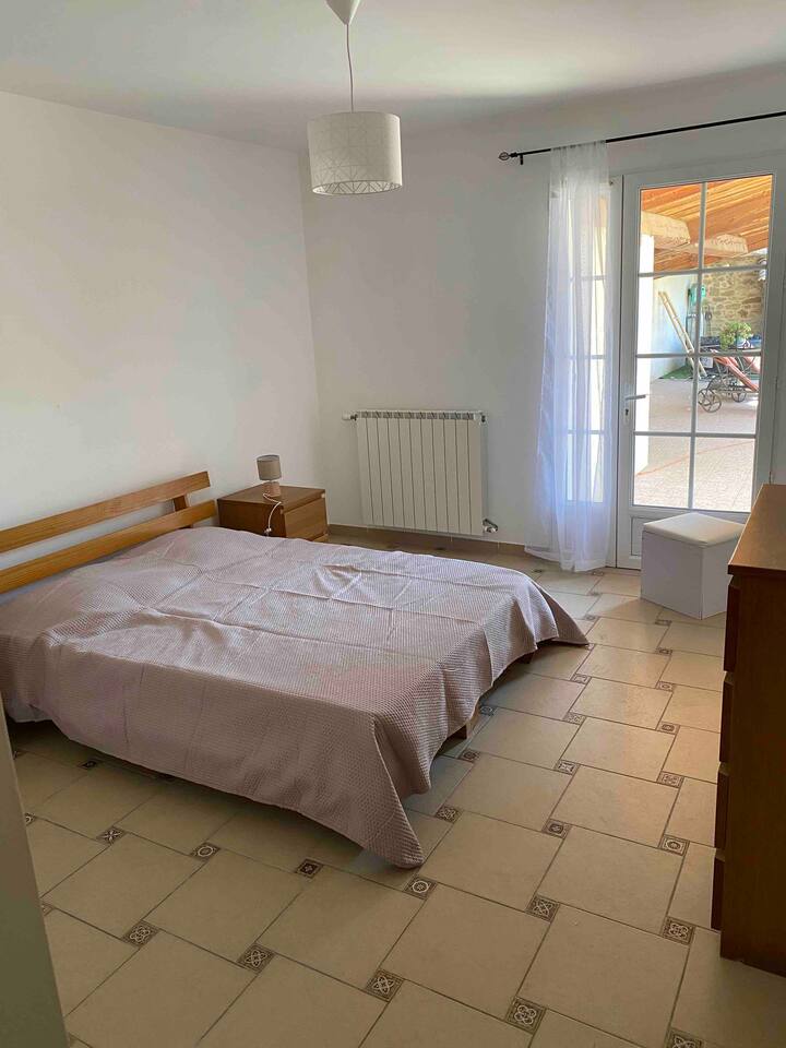 غرفة النوم 2