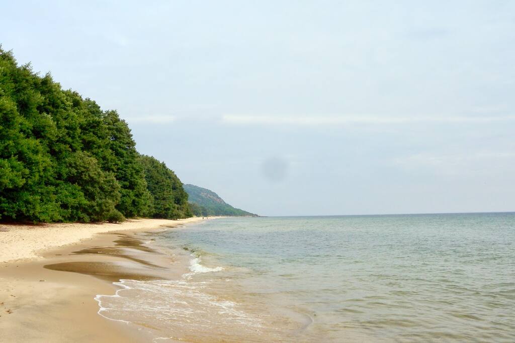 The beach. about 400m walk away