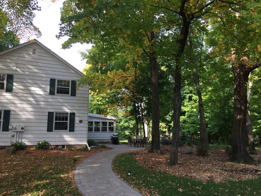 Path to back patio from parking on Maple St. side early fall