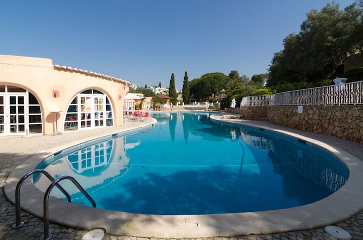 Summer Holidays, 2 Bedroom Villa Wifi