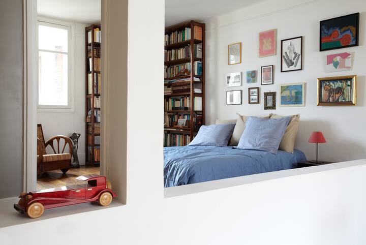 Eiffel Tower - Art Déco Apartment