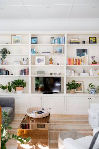 Charming 3 bedroom Victorian home gallery image 2