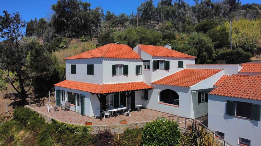 8 room villa with breathtaking view of the sea gallery image 4