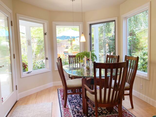 A Special Place – in the heart of Palo Alto! gallery image 5