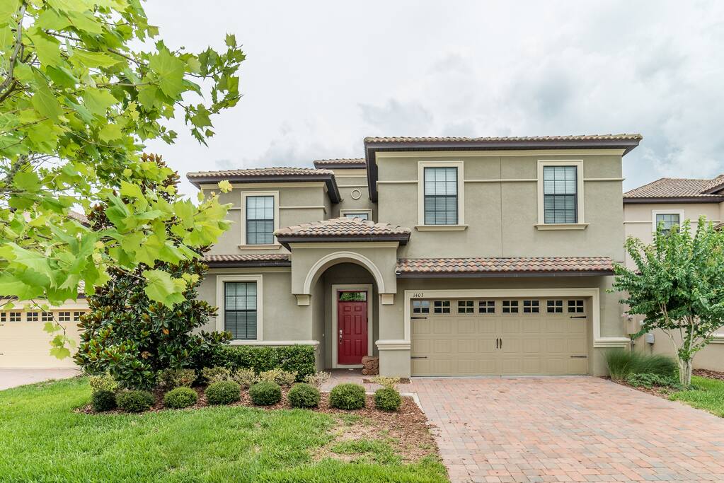 Sweet Home Vacation Rentals, Top Resorts Florida Champions Gate