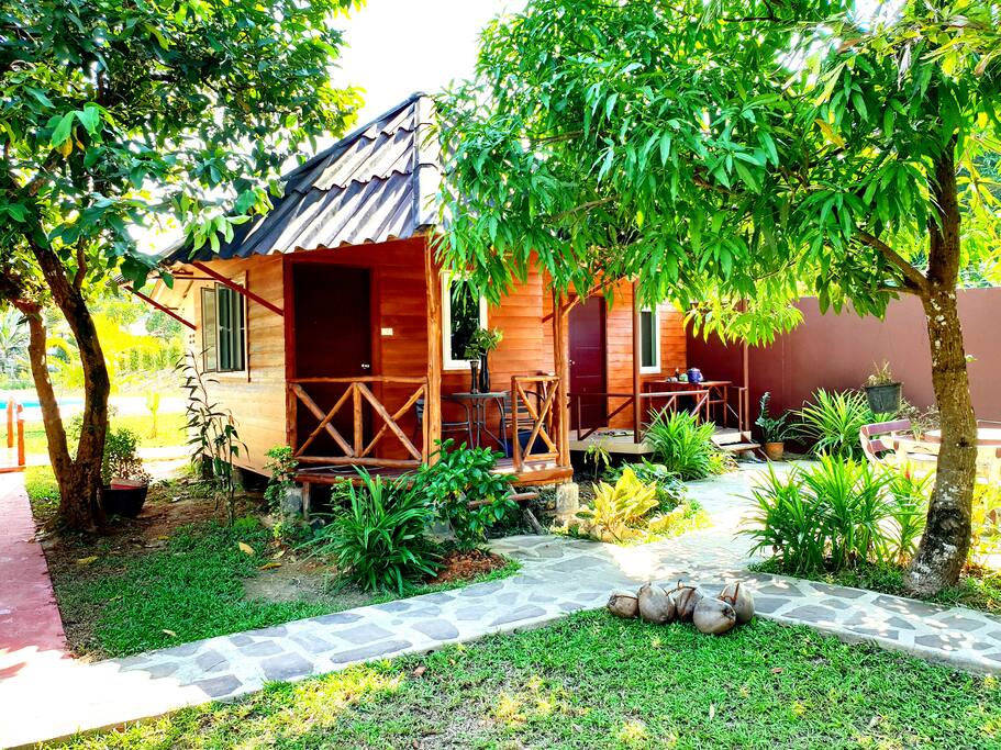 Private bungalow in a beautiful tropical garden