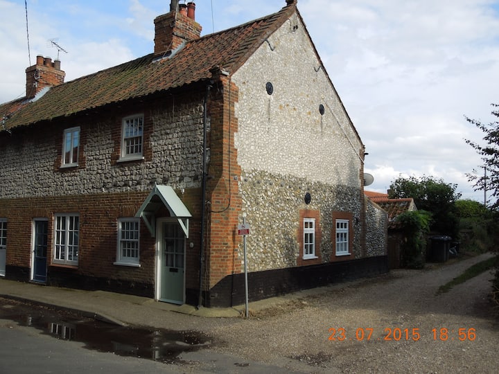 Burnham Market Holiday Rentals & Homes England, United Kingdom Airbnb