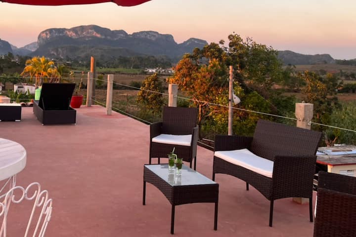 Villa Papo and Mileidys