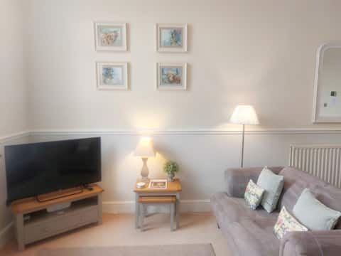 Top performing Airbnb: Scholars Cottage. Optional spa use. Edge of Lakes. in Cockermouth