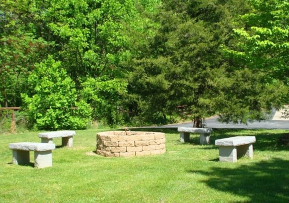 Fire pit for camp fires