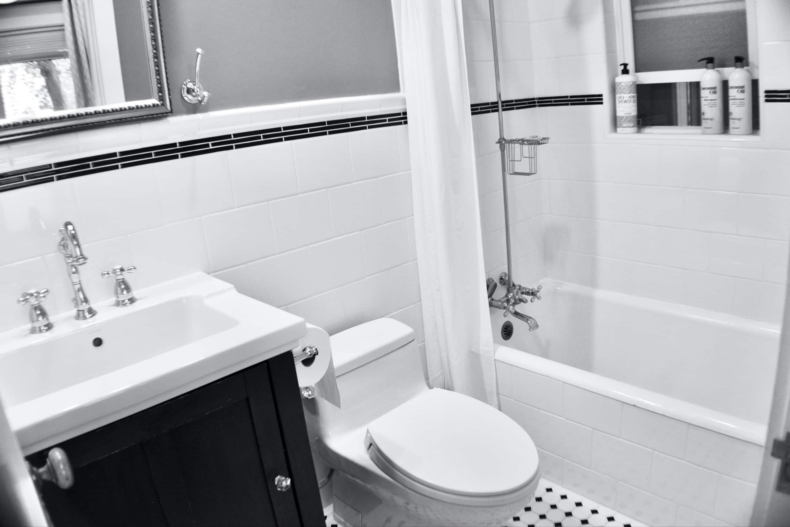 Condo in San Francisco · ★4.95 · 1 bedroom · 2 beds · 1 bath - Image 32