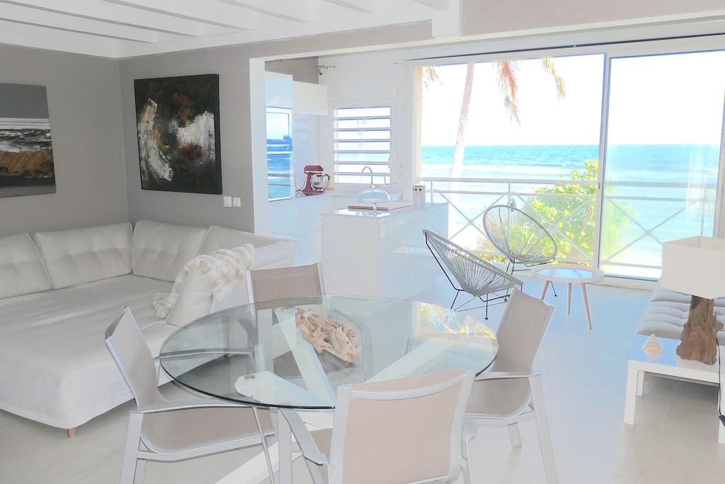 Salle à manger - Cuisine avec vue sur la Mer