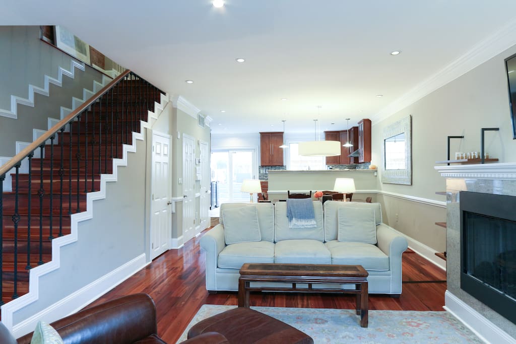 Open concept floor plan excellent for watching children or for entertaining!