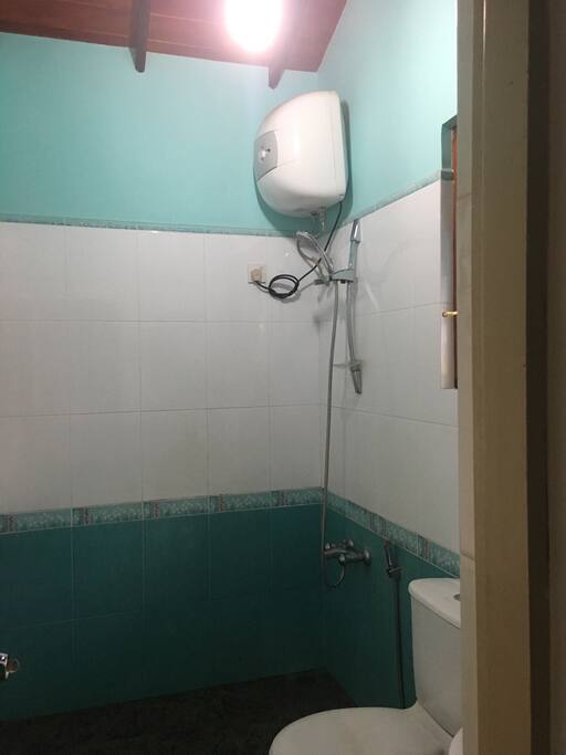 Bathroom with Hotwater