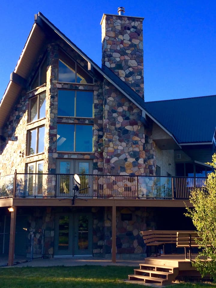 Peaks Place
